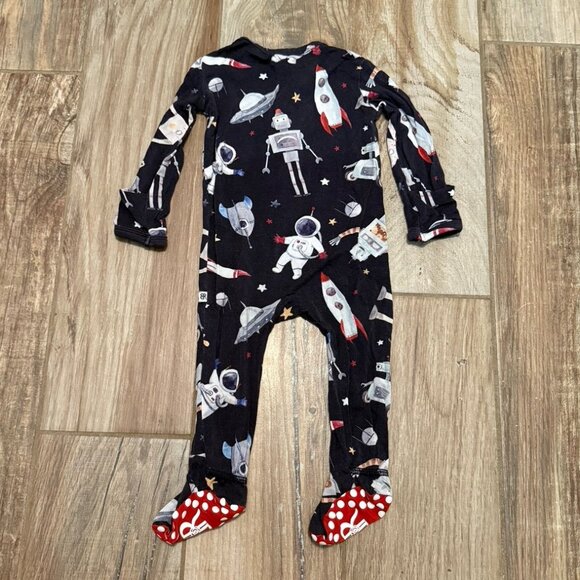 Bums & Roses Bamboo Baby Footies - Picture 3 of 3